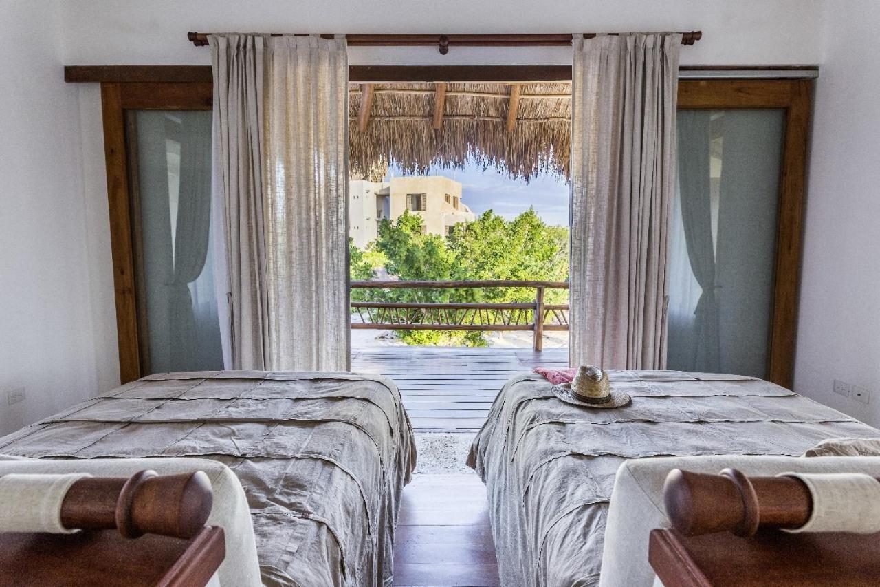 הולבוקס איילנד Dk Luxury Ocean Front Villa - Adults Only מראה חיצוני תמונה